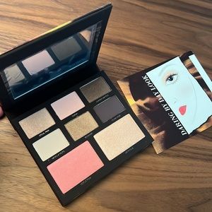 NWOT / NIB Laura mercier, eye and cheek palette, daring by day